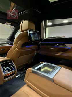 بی ئێم دەبڵیو سیریەس 7